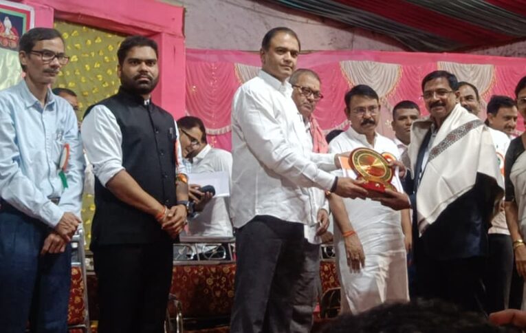 शिक्षण व्यवस्था उत्तम करण्याची जबाबदारी शिक्षकांवर आहे -डॉक्टर पंकज भोयर पालकमंत्री