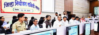 लोकप्रतिनिधीने सुचवलेल्या कामांच्या याद्या प्रशासनाने सादर कराव्यात