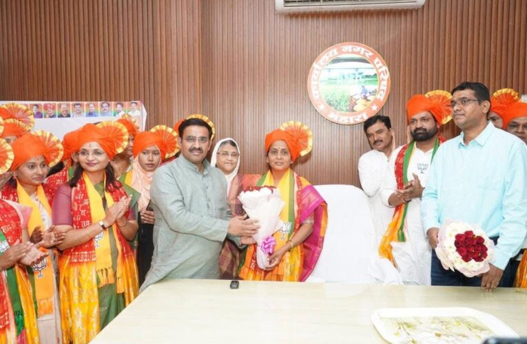 भंडारा व साकोली नगरपरिषद नगराध्यक्ष पदग्रहण आमदार डॉ. परिणय फुके यांच्या उपस्थितीत उत्साहात संपन्न